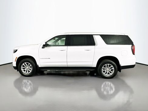 New 2026 Chevrolet Suburban LS image 4