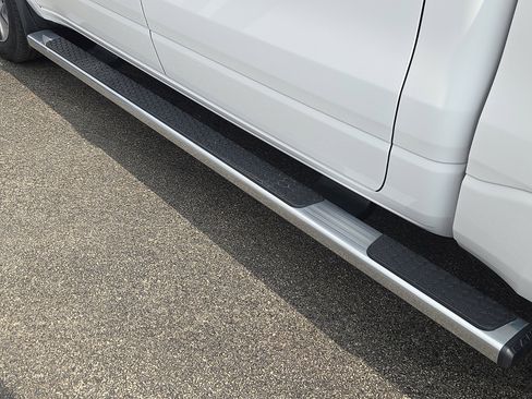 Used 2023 RAM 1500 Laramie image 10