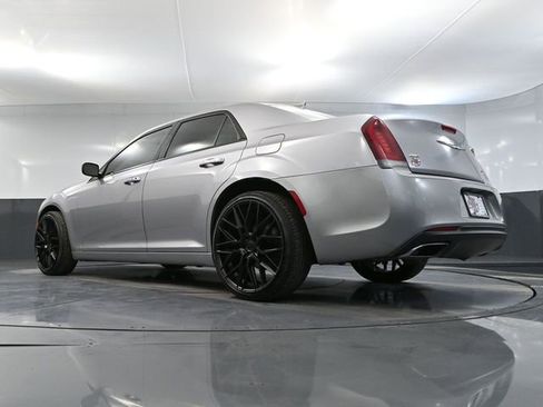 Used 2018 Chrysler 300 S w/ Beats Audio Group image 54