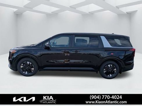 New 2026 Kia Carnival LXS image 6