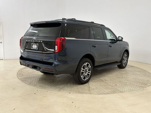 New 2026 Ford Expedition Active AWD/4WD image 9