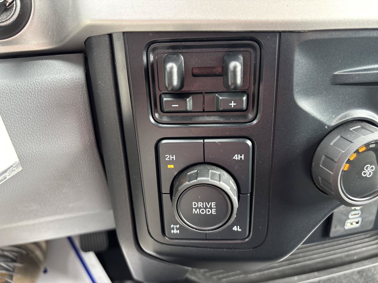 Used 2023 Ford F250 XLT w/ 360-Degree Camera Package AWD/4WD image 20