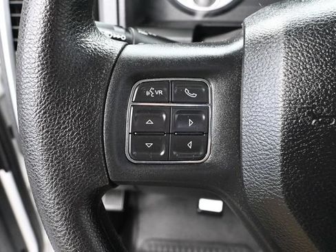 Used 2017 RAM 1500 Classic SLT AWD/4WD image 25