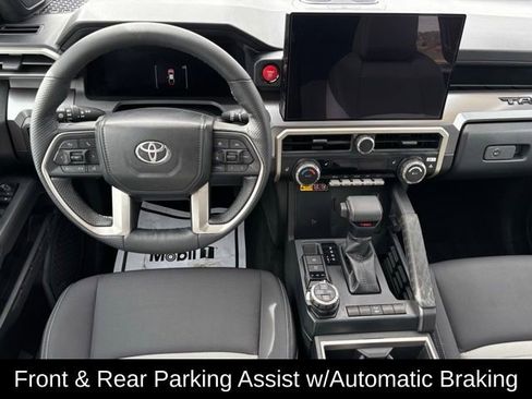 Used 2024 Toyota Tacoma TRD Off-Road w/ TRD Off Road Upgrade Package image 20