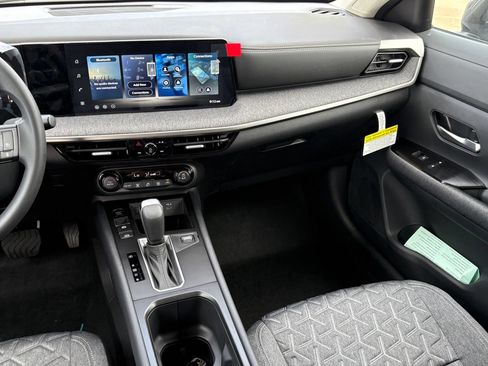 New 2026 Nissan Kicks SV AWD/4WD image 15