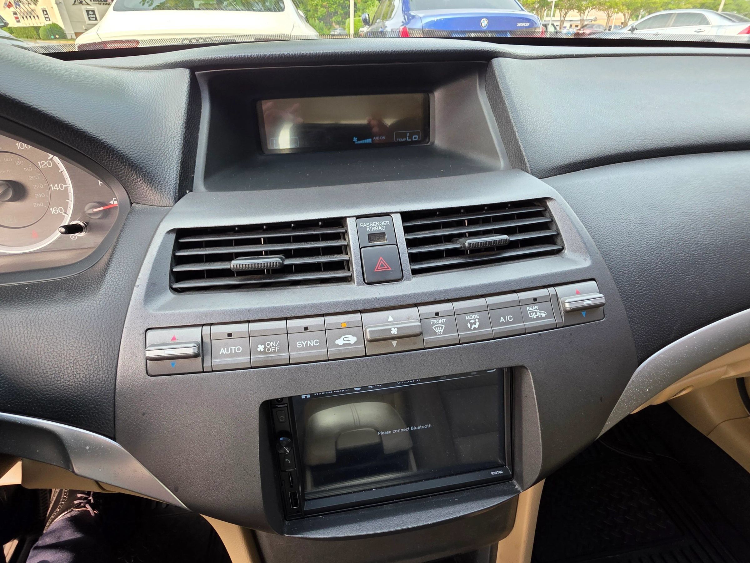 Used 2010 Honda Accord EX-L image 19