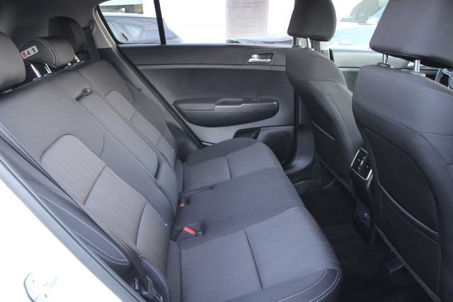 Used 2019 Kia Sportage LX FWD image 29