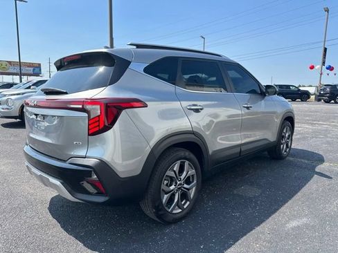 Used 2024 Kia Seltos S AWD/4WD image 8