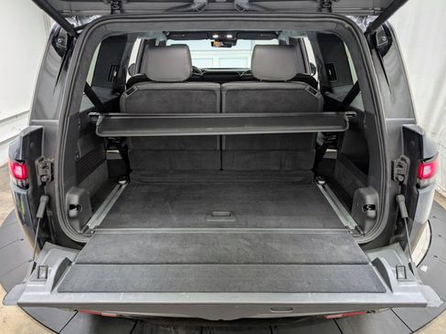 Used 2025 Rivian R1S Adventure AWD/4WD image 27