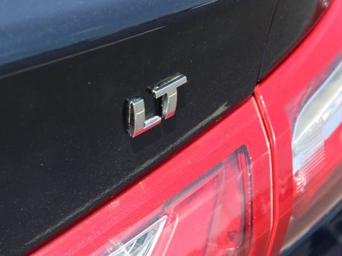 Used 2022 Chevrolet Malibu LT FWD image 28