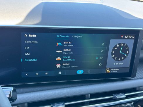 New 2026 Hyundai Tucson Blue SE image 17