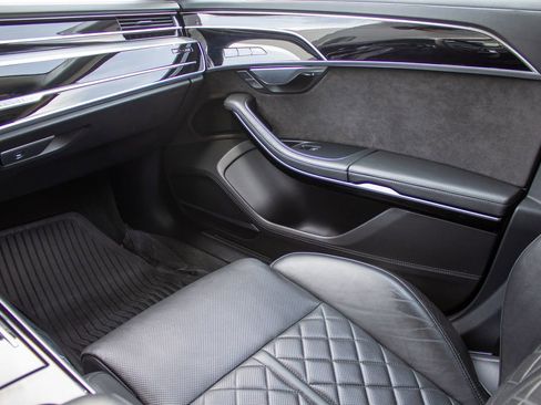 Used 2020 Audi S8 L AWD/4WD image 20