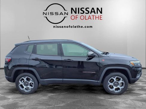 Used 2022 Jeep Compass Trailhawk w/ Trailhawk Elite Group AWD/4WD image 30