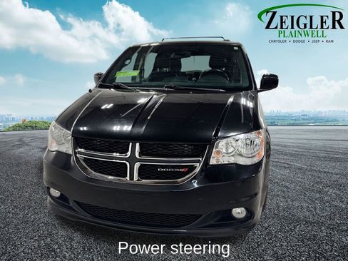 Used 2019 Dodge Grand Caravan SXT FWD image 9