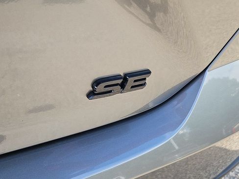 New 2026 Toyota Camry Hybrid AWD/4WD image 5