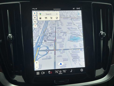 Certified 2025 Volvo V60 B5 Cross Country Plus image 26