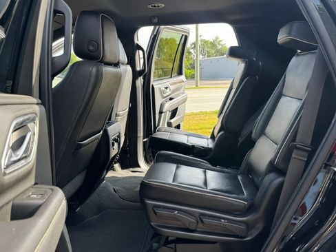 Used 2021 Chevrolet Tahoe Premier AWD/4WD image 19