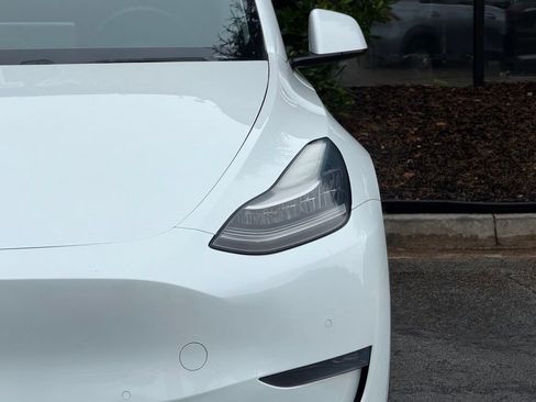 Used 2020 Tesla Model Y Long Range AWD/4WD image 5