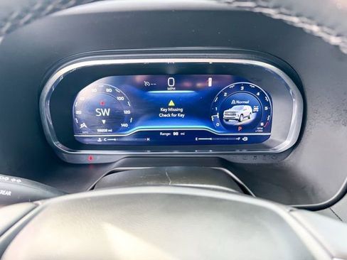 Used 2024 Chevrolet Tahoe LT image 19