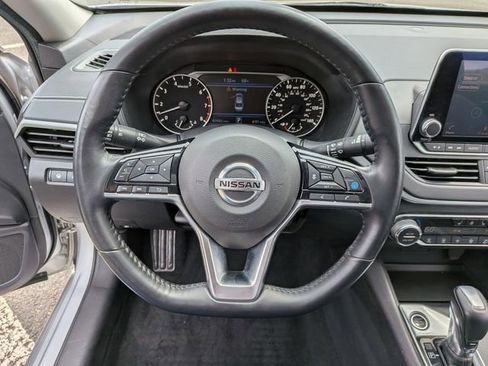 Used 2019 Nissan Altima 2.5 SV AWD/4WD image 14