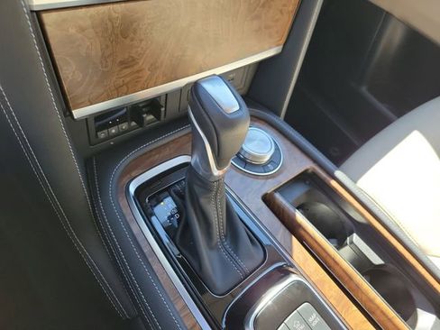 Used 2024 Nissan Armada SL w/ Cargo Package image 24