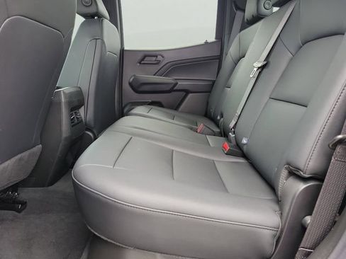 Used 2024 Chevrolet Colorado Trail Boss w/ Advanced Trailering Package AWD/4WD image 10