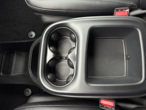 New 2026 Chrysler Pacifica Select FWD image 21