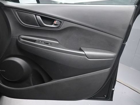 Used 2020 Hyundai Kona SEL Plus AWD/4WD image 28