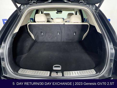 Used 2023 Genesis GV70 2.5T w/ Select Package AWD/4WD image 31