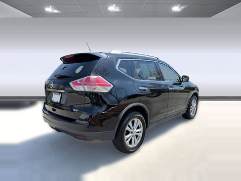 Used 2015 Nissan Rogue SV w/ SV Premium Package image 9