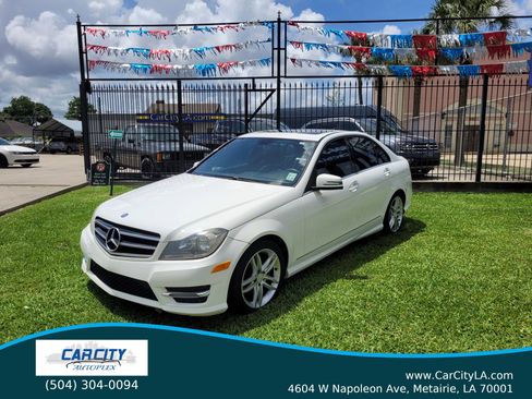 Used 2014 Mercedes-Benz C 250 Sedan image 3