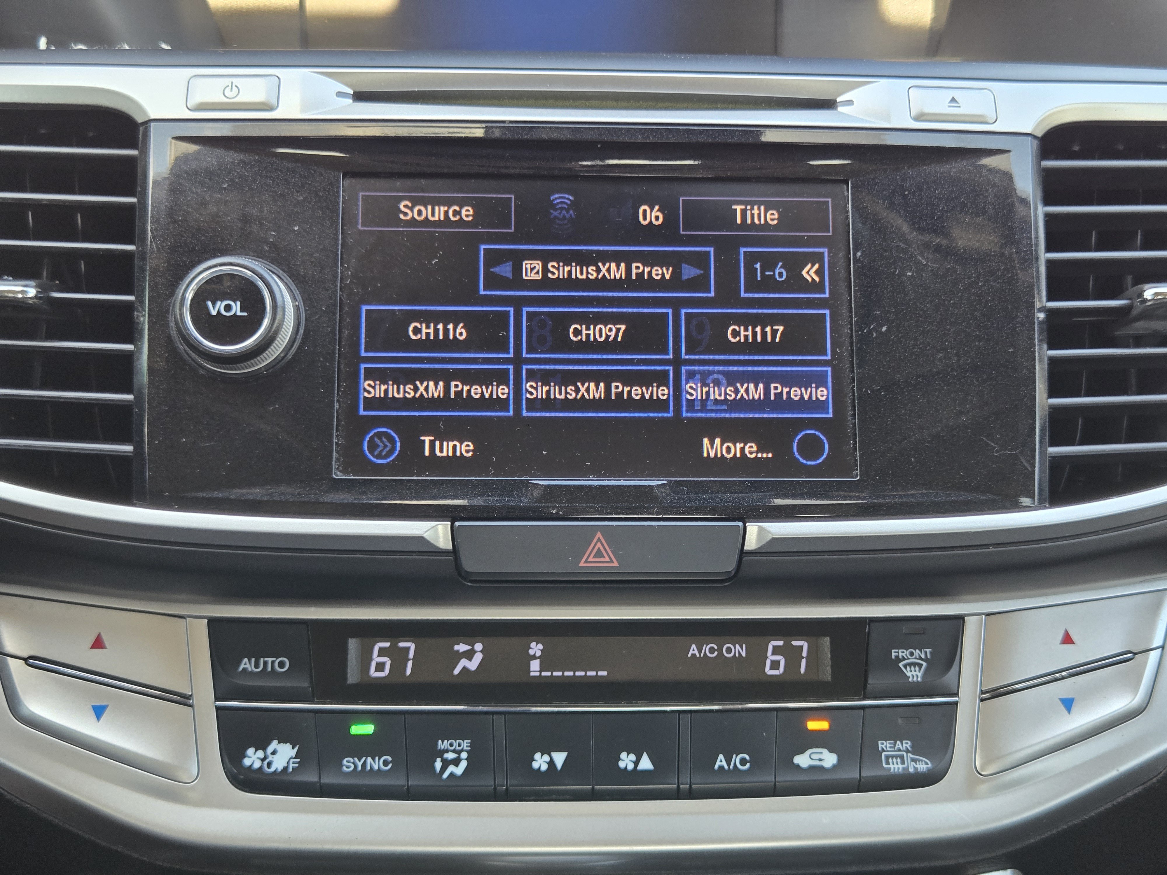 Used 2015 Honda Accord EX-L image 19