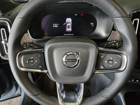 Certified 2023 Volvo XC40 Recharge Ultimate AWD/4WD image 26