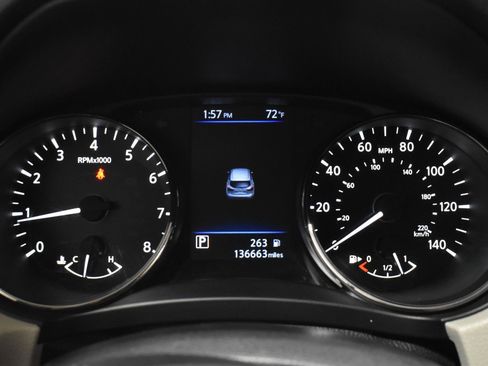 Used 2020 Nissan Rogue Sport SV w/ Technology Package FWD image 20