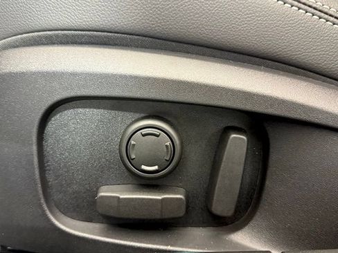 New 2024 Jaguar XF R-Dynamic SE AWD/4WD image 28