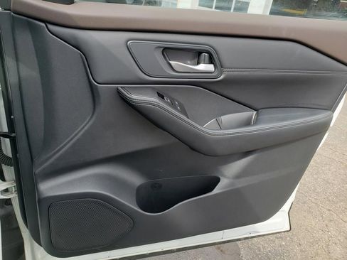 Certified 2023 Nissan Rogue SL w/ SL Premium Package AWD/4WD image 25