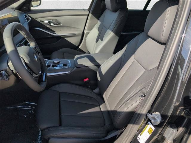 Used 2026 BMW 330i Sedan w/ Premium Package RWD image 4