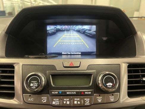 Used 2014 Honda Odyssey LX image 16