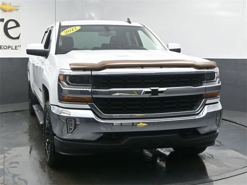 Used 2017 Chevrolet Silverado 1500 LT w/ All Star Edition image 46