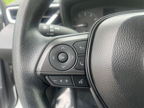 Certified 2025 Toyota Corolla LE FWD image 14