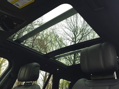 Used 2020 Land Rover Range Rover image 56