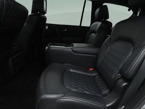 Used 2021 INFINITI QX80 Sensory w/ All-Season Package AWD/4WD image 16
