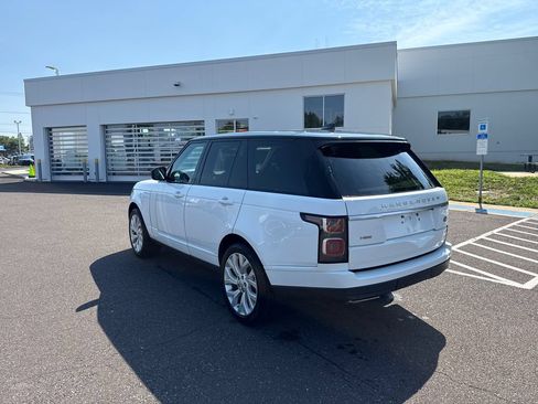 Used 2018 Land Rover Range Rover HSE AWD/4WD image 3