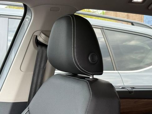 New 2026 Volkswagen Atlas SE image 11