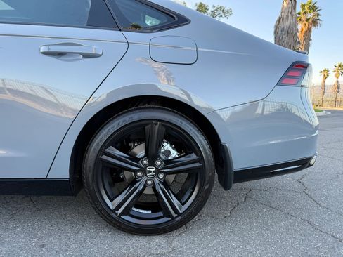 Used 2025 Honda Accord Sport image 34