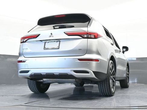 Used 2022 Mitsubishi Outlander SE image 70