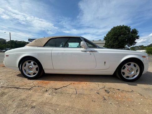 Used 2010 Rolls-Royce Phantom Drophead Coupe RWD image 7