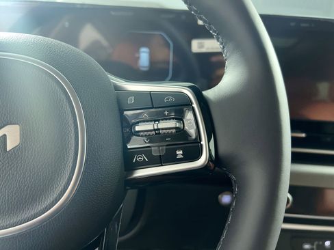 Certified 2026 Kia Carnival SX Prestige image 19