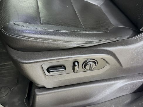 Used 2021 GMC Sierra 1500 SLT image 19