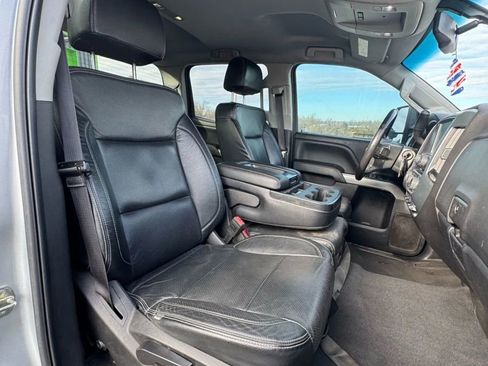 Used 2019 Chevrolet Silverado 2500 LT image 21